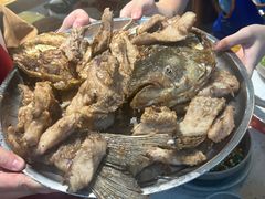 -肖肖酸萝卜鱼火锅(总店)