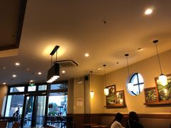 大堂-星巴克(无锡百联奥特莱斯店)