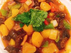 新疆大盘鸡-清真·玛丽亚新疆菜主题餐厅(浙江中路店)
