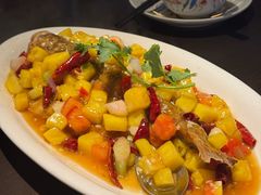 -大头虾越式风味餐厅(光明广场店)
