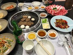 -草家酱蟹炭火烤肉店(珲春南路一店)