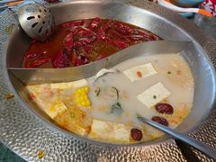 -麻田会 ·鲜活现烹·牛蛙火锅(珠江新城维家思广场店)