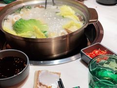 -喃喃椰·糟粕醋·椰子鸡火锅(七堡花园店)