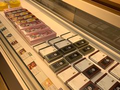 面包甜点陈列柜-好利来(西罗园店)