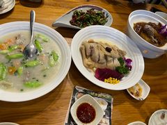 -花溪雨·森林餐厅(石基店)