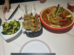 招牌蒜香小龙虾-傲椒小龙虾•烧烤闸蟹(桥东街店)