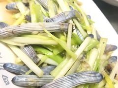 沙虫炒韭黄-四川小胡子海鲜(丁村万人海鲜广场店)