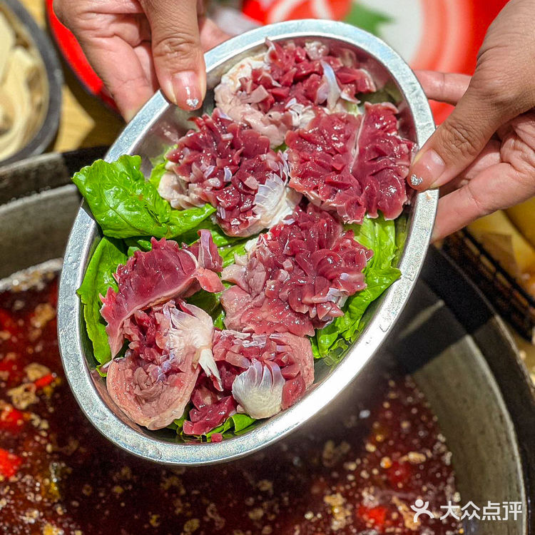 请问是谁发明的无刺黑鱼花火锅🐟都给我来吃❗❗