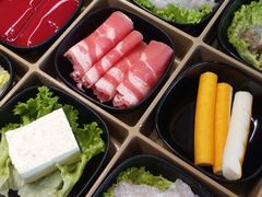 -海底捞火锅(新松江路生日主题店)