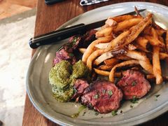 -ROAST coffee & eatery