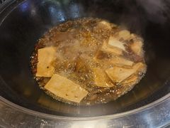 -哈尔滨烧烤·山河村铁锅炖(交大店)