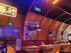 卡座-赖胖子肉蟹煲(金牛万达店)