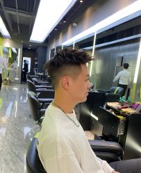 -不迫先生专业男士剪发