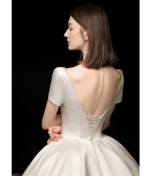 -NaNa婚纱礼服馆