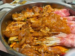 -黄记煌三汁焖锅(新佳丽江汉路店)