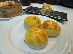 酥皮叉烧包-白天鹅宾馆-宏图府餐厅