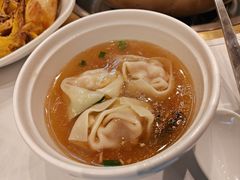 虾肉小馄饨-天宜隆蘑菇宴火锅(石景山旗舰店)