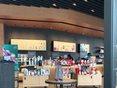 -星巴克(大庆让胡路万达广场店)