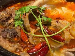 -沪小胖小龙虾(淮海中路旗舰店)