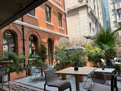 -潮一不贰·法式甜品·生日蛋糕·西式简餐(外滩店)