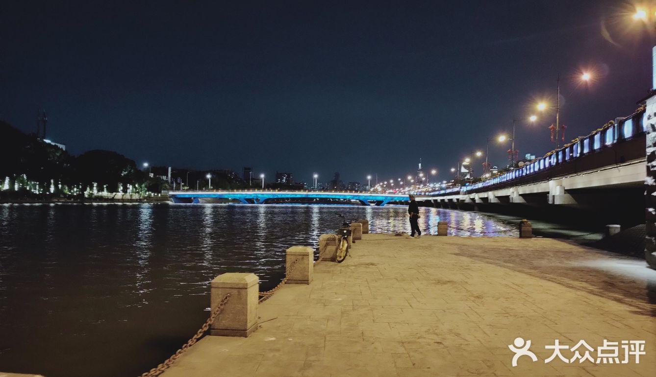 夜游集庆门古城墙