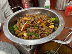 -湖南人家湘菜馆(镇江路店)