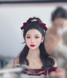 点击看大图 -爱伊人婚纱礼服美妆馆