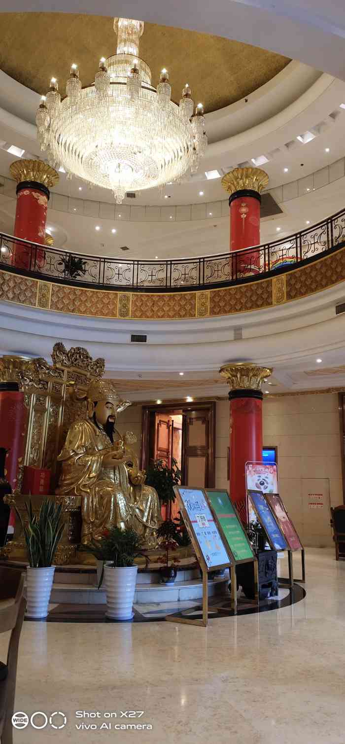 石浦大酒店(百丈店)-"大家庭聚会之地.味道,新鲜度都不错.