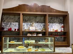 面包甜点陈列柜-WHEAT&BAKER-麥(凯德来福士店)