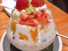 招牌优格杯-BE BRIGHT KITCHEN(正佳广场店)