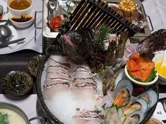 -红鼎豆捞·非遗鲍皇汤火锅(宝丰路店)