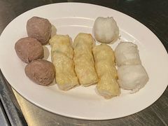 高端丸子类拼盘-胡须佬鸡煲四季火锅店(石厦西村直营店)