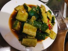 -胡须佬鸡煲四季火锅店(石厦西村直营店)