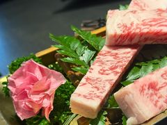 -铭牛烧肉·和牛海鲜自助(高新月牙湖店)