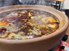 -李双猪·小龙虾·烧烤·羊肉煲(乐山店)