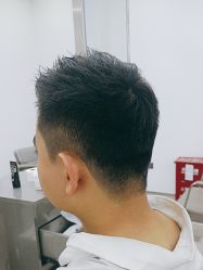 -首脑美发沙龙