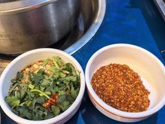 -牛华周记麻辣烫起源店