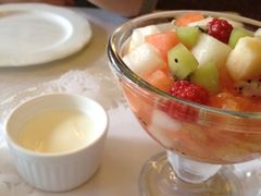 水果配酸奶-北京建国饭店杰斯汀法餐厅