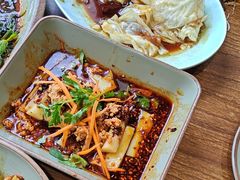 -七步香云南山里菜(昆明老街店)