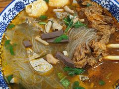 -叶新小吃店(来凤小区总店)