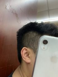 -HAIR CORNER