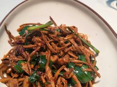 -老湘亲·品鉴湘菜(蔡塘爱琴海店)