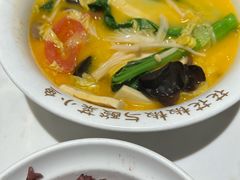 -渝是乎酸菜鱼(龙旗购物中心店)