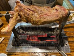 烤羊腿-柿子树炭烤羊腿(金台路店)