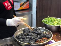 -黑色经典臭豆腐·湖南特产(坡子街特产局店)