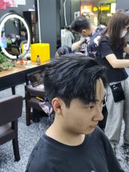 -藤野造型专业烫染接发