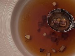 神户和牛清汤-恰餐厅及酒吧 CHAR Bar & Grill (北京丽都皇冠假日店)