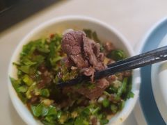 -左庭右院鲜牛肉火锅(浦江欢乐颂店)