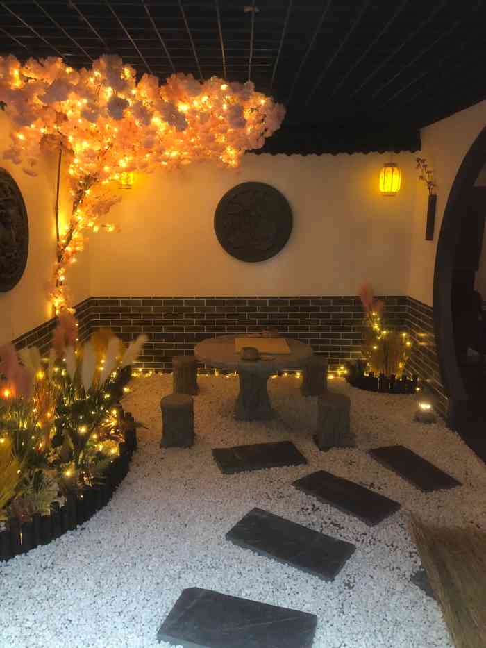 山高月小实景沉浸式剧本推理馆-"[糖果]尸火[糖果]古风变格实景剧本杀