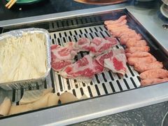 -臻牛烤肉
